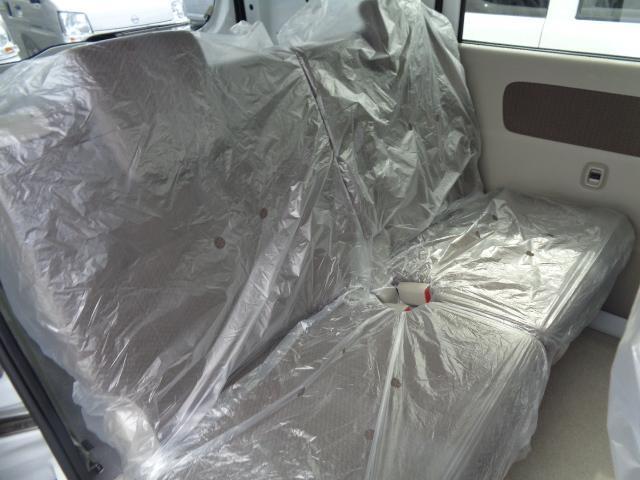 Nissan NV100 Clipper 6