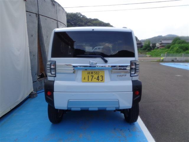 Daihatsu Taft 3