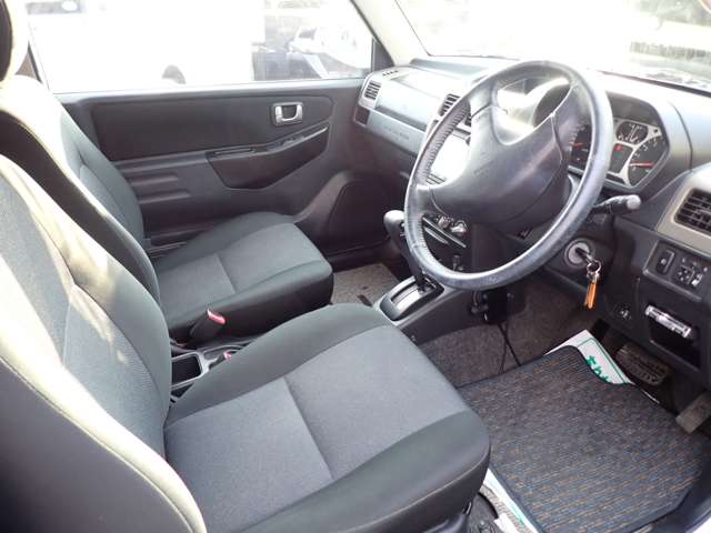 Mitsubishi Pajero Mini 10