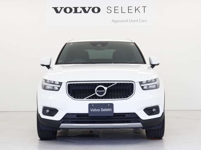 Volvo XC40 3