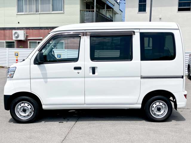 Daihatsu Hijet Cargo 10