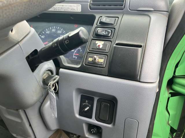 Mitsubishi Fuso Canter 11