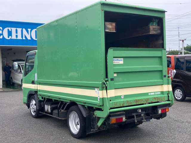 Mitsubishi Fuso Canter 7
