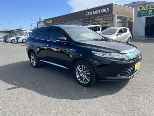 Toyota Harrier 3