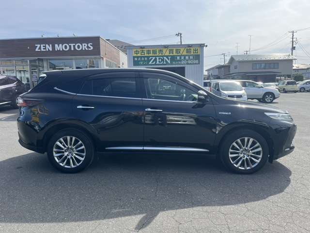 Toyota Harrier 6