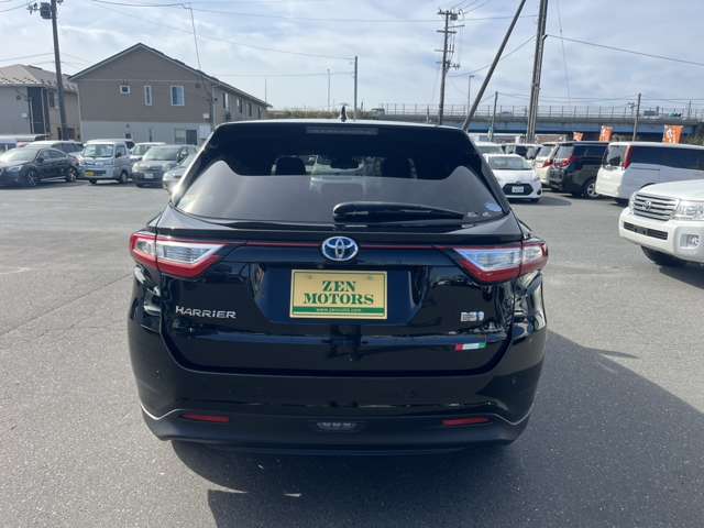 Toyota Harrier 8