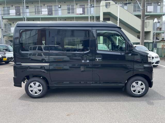 Daihatsu Hijet Cargo 7