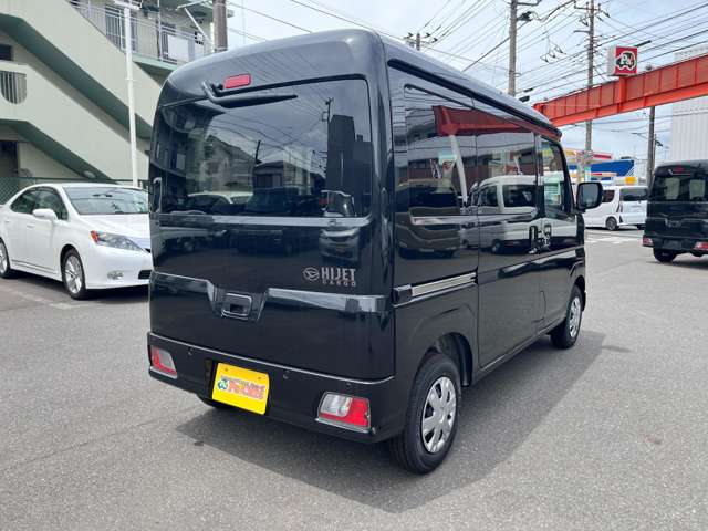 Daihatsu Hijet Cargo 8