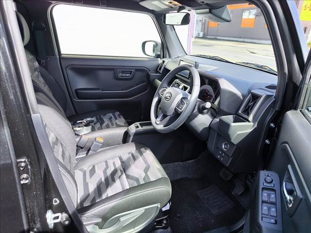 Daihatsu Taft 12