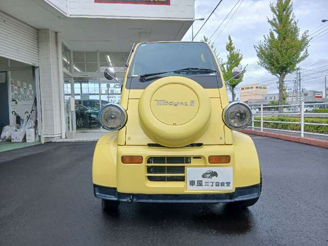 Daihatsu Midget II 2
