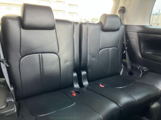 Toyota Alphard 8