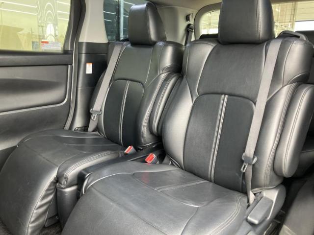 Toyota Alphard 10