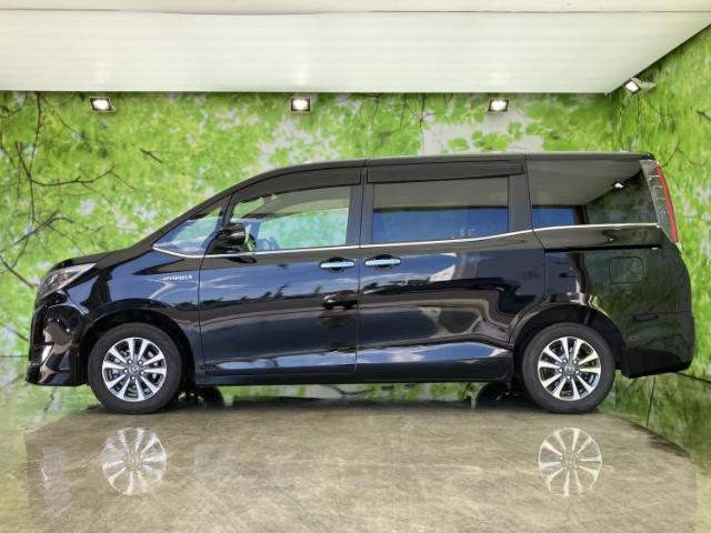 Toyota Esquire 5