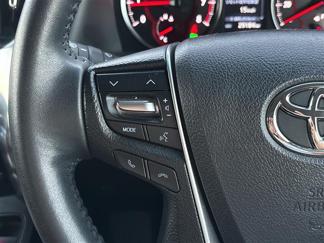 Toyota Vellfire 6