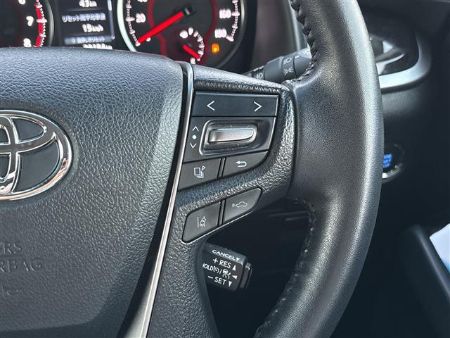 Toyota Vellfire 7