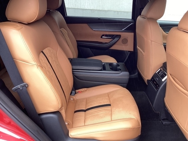 Mazda CX-80 10