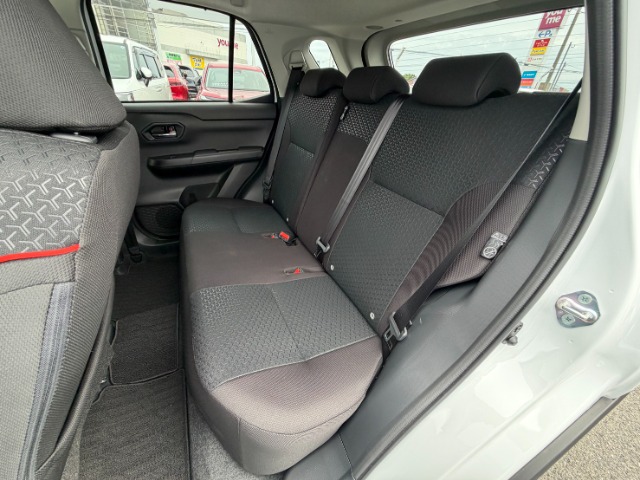 Toyota Raize 10