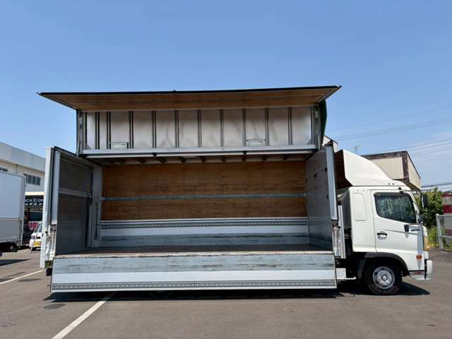 Hino Ranger 11