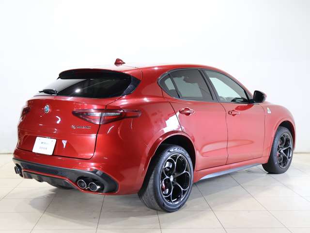 Alfa Romeo Stelvio 2