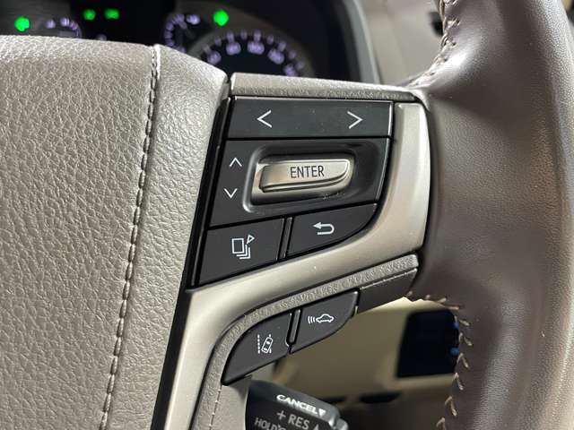 Toyota Land Cruiser Prado 7