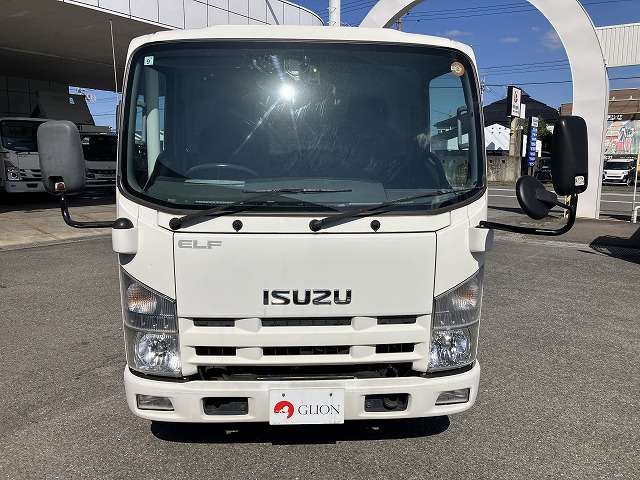 Isuzu Elf 2