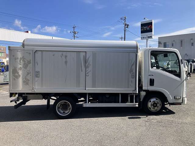 Isuzu Elf 5