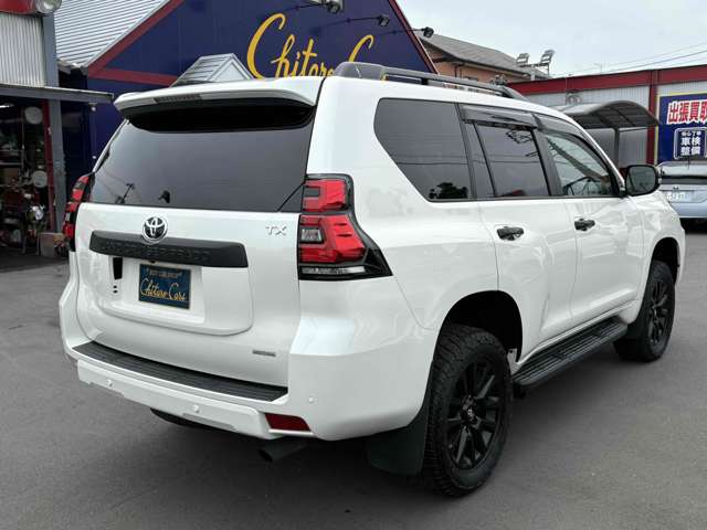 Toyota Land Cruiser Prado 5
