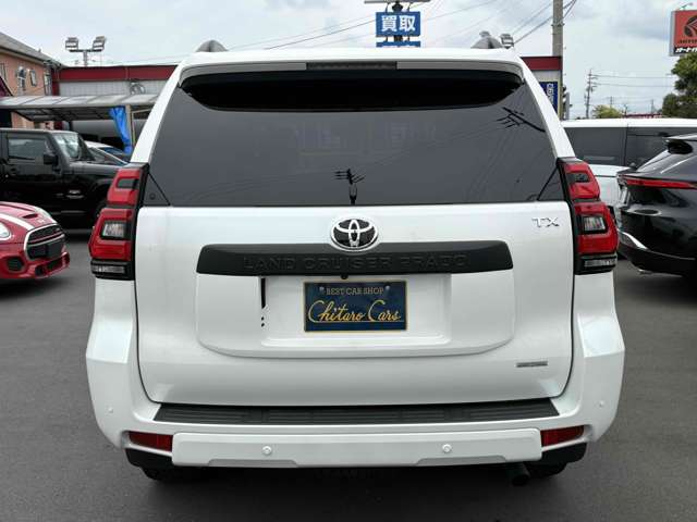 Toyota Land Cruiser Prado 6