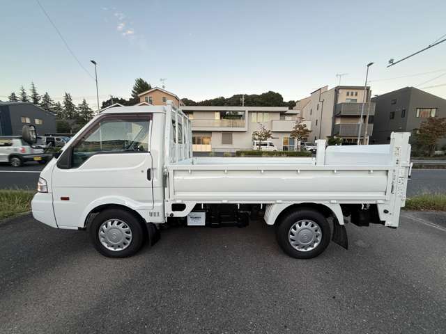 Mazda Bongo Truck 11
