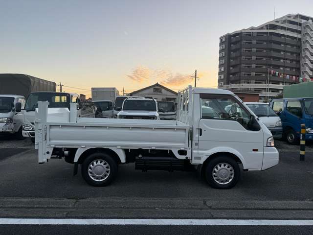 Mazda Bongo Truck 8