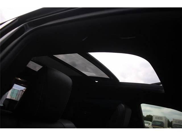 Toyota Harrier 3