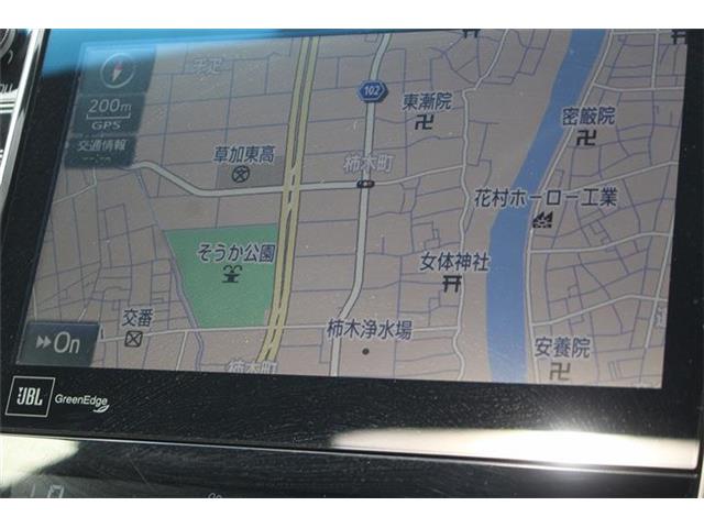 Toyota Harrier 4