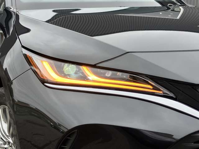 Toyota Harrier 8
