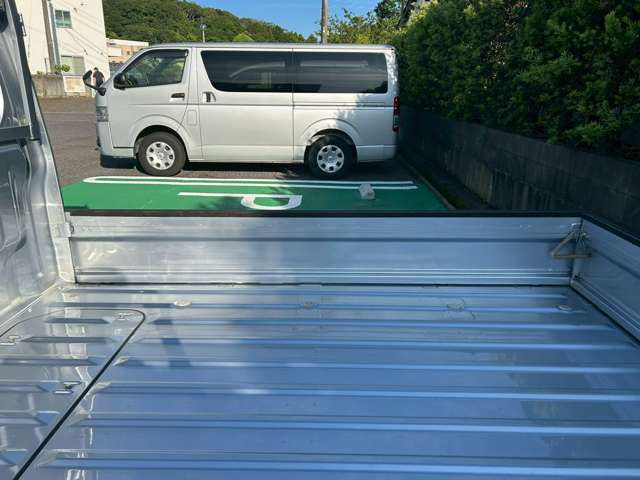 Toyota Pixis Truck 11