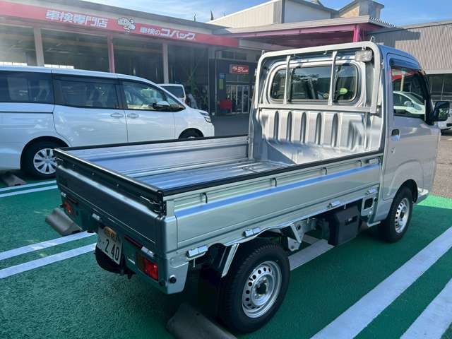 Toyota Pixis Truck 4