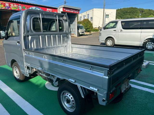 Toyota Pixis Truck 5