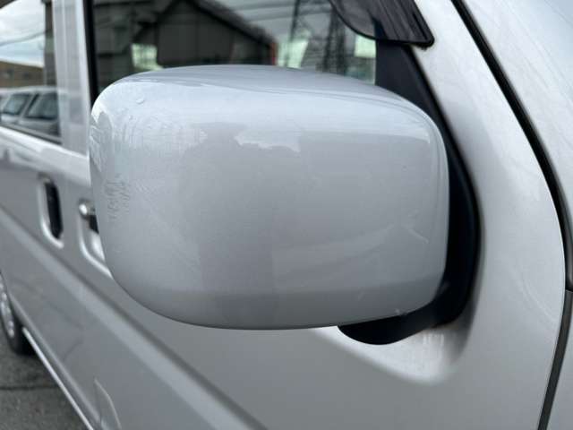Nissan NV100 Clipper 12