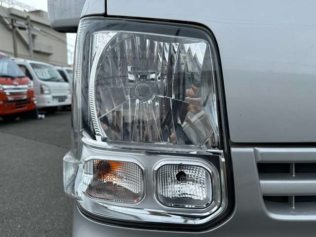 Nissan NV100 Clipper 10