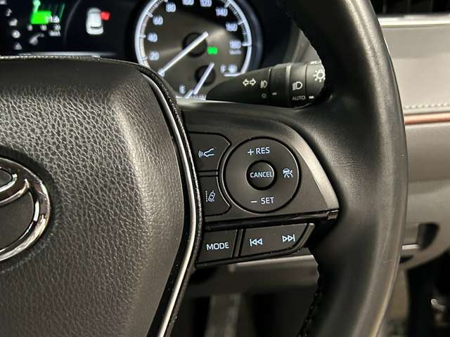 Toyota Harrier 8