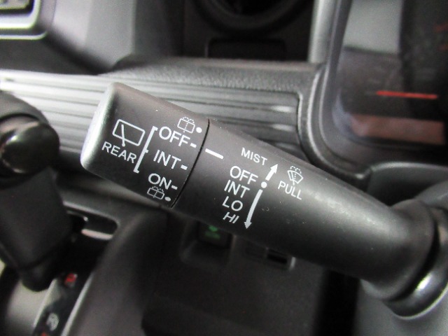 Honda N-VAN 12