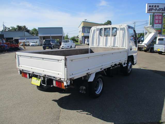 Isuzu Elf 5