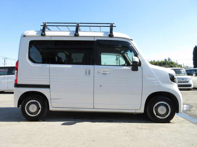 Honda N-VAN 8