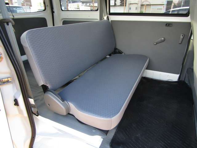 Mitsubishi Minicab MiEV 12
