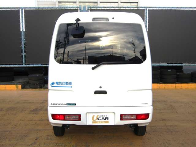 Mitsubishi Minicab MiEV 8