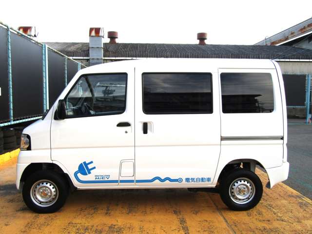 Mitsubishi Minicab MiEV 10