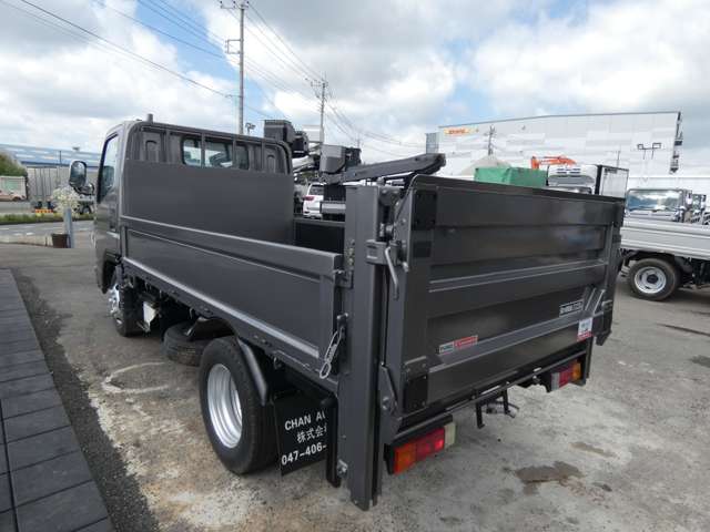Mitsubishi Fuso Canter 8