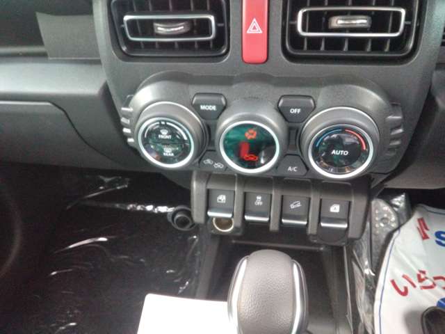 Suzuki Jimny Nomade 11