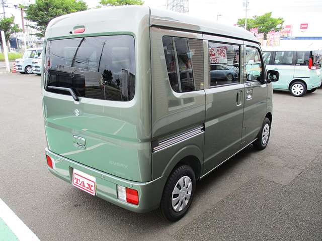 Suzuki Every 8