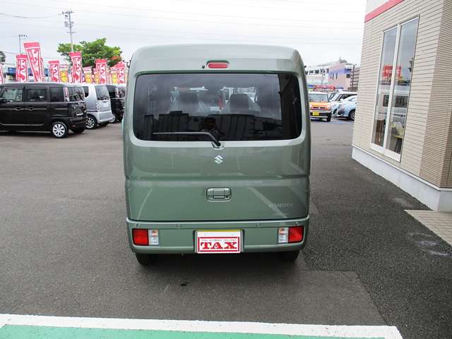 Suzuki Every 9