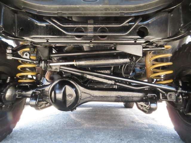 Toyota Land Cruiser 80 9